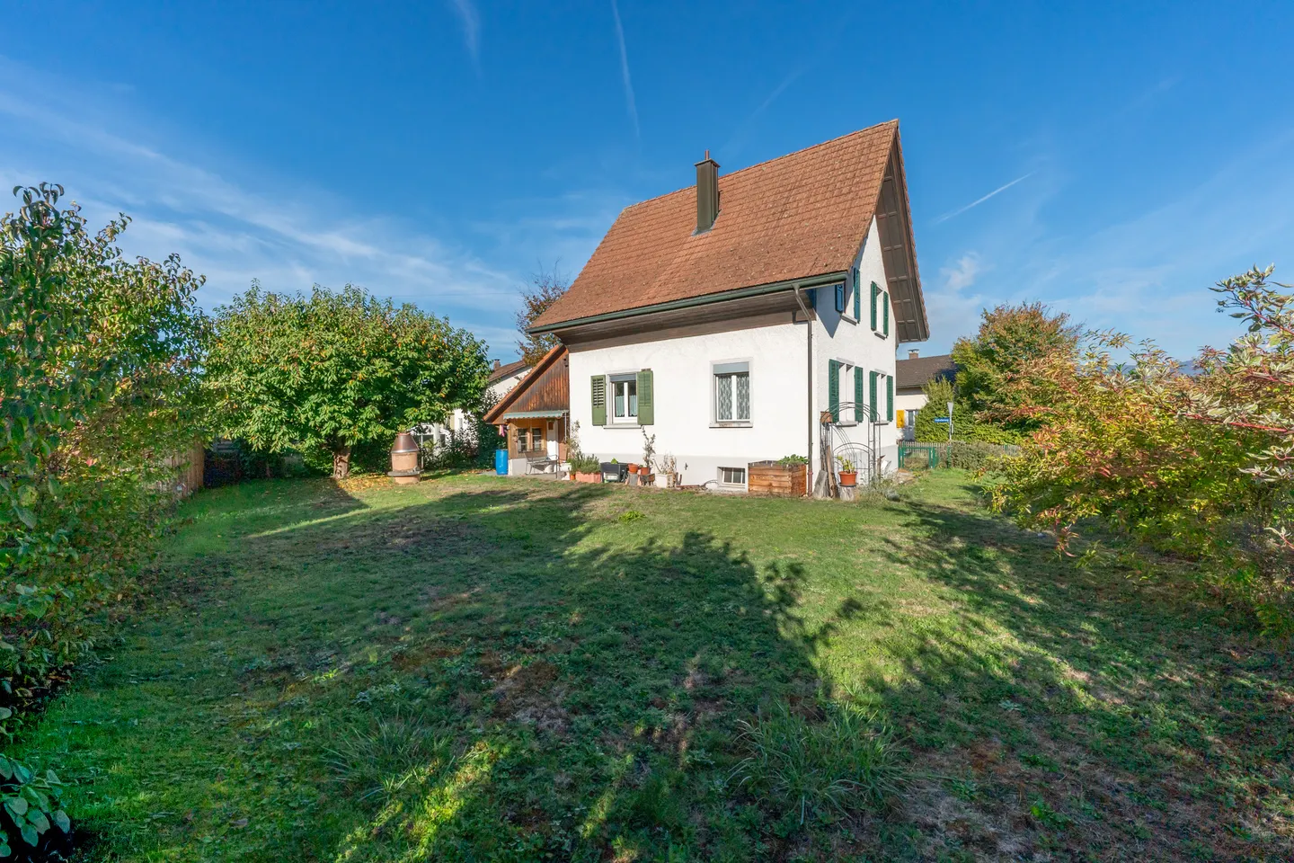 Charmantes Freistehendes Einfamilienhaus - Foto 3 von 9