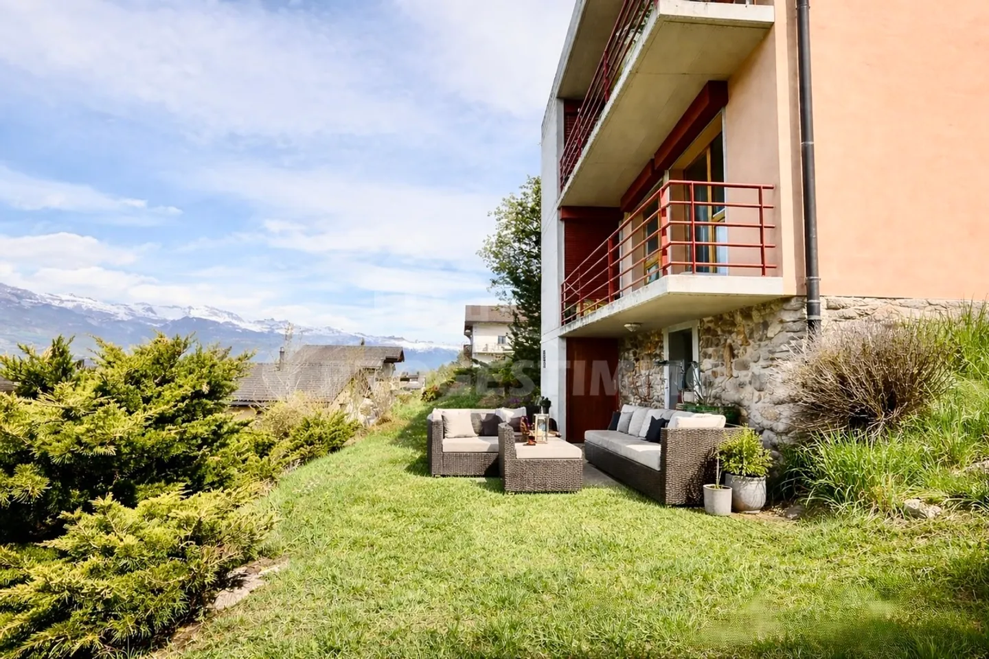 DETACHED HOUSE WITH BREATHTAKING PANORAMA OVER THE PLAIN - Photo 9 of 10