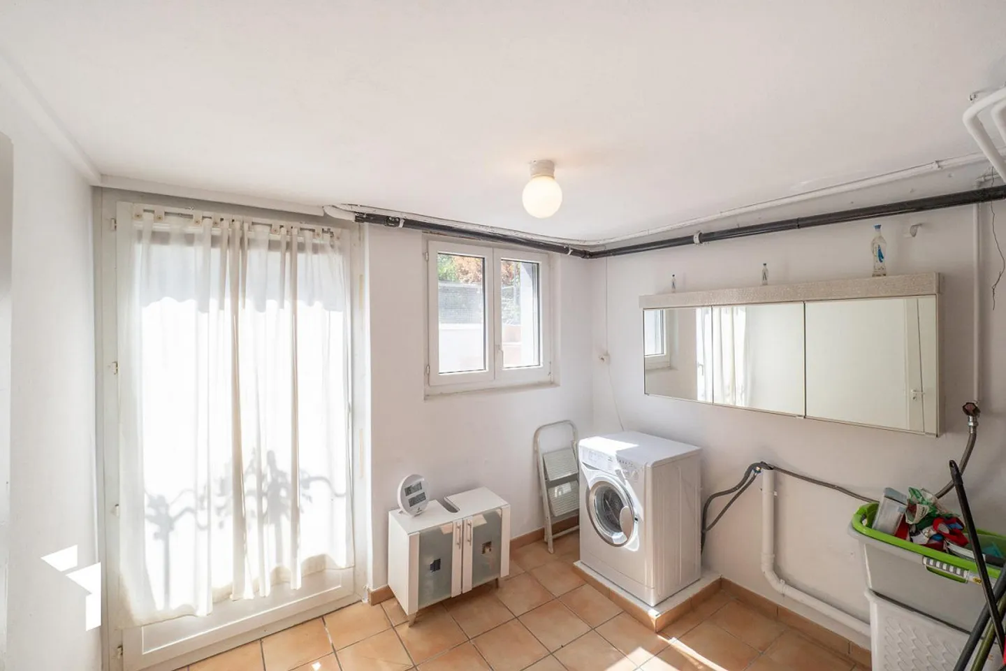 Fehr Immobilien - Top gepflegtes 5.5-Zimmer-EFH an zentraler Lage - Foto 10 von 14