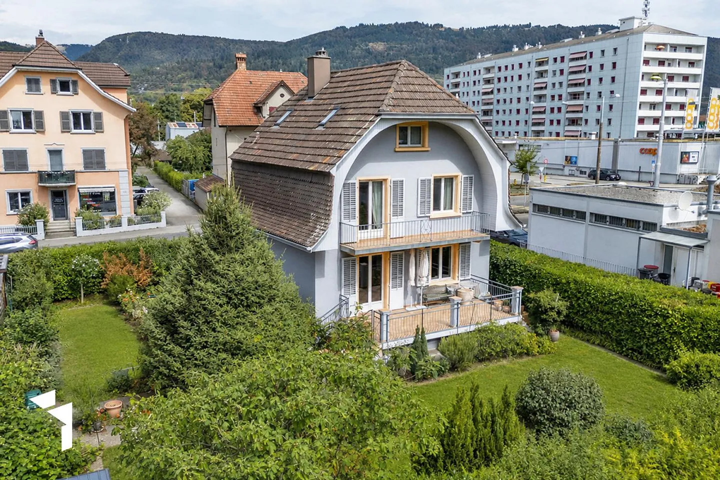 Fehr Immobilien - Top gepflegtes 5.5-Zimmer-EFH an zentraler Lage - Foto 13 von 14