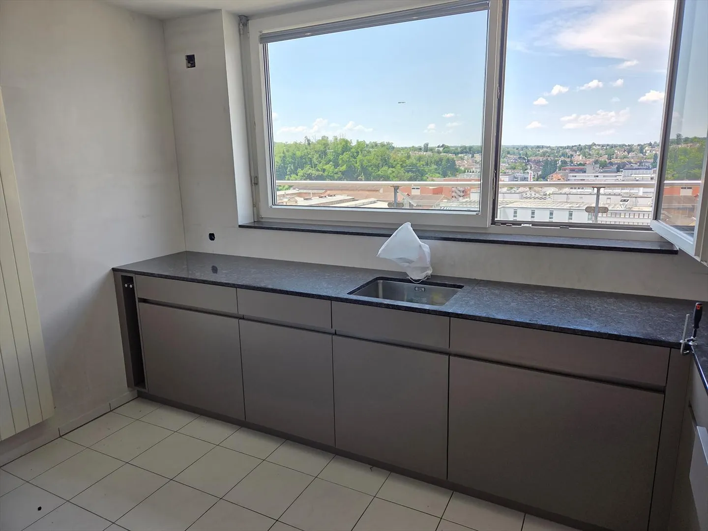 6-Zimmer-Wohnung - Foto 2 von 12