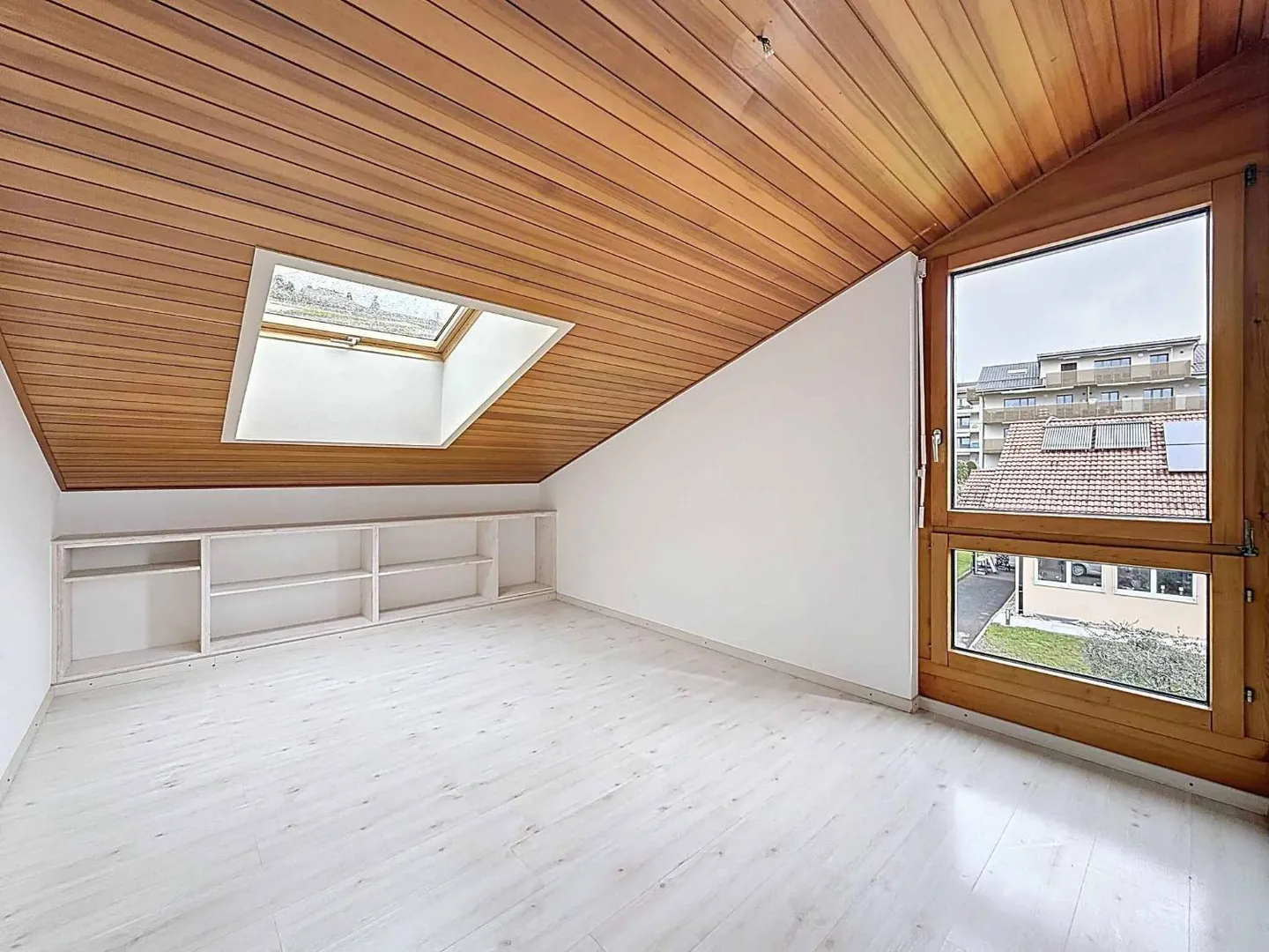 Ultimo piano 4.5 stanze - Foto 9 di 12