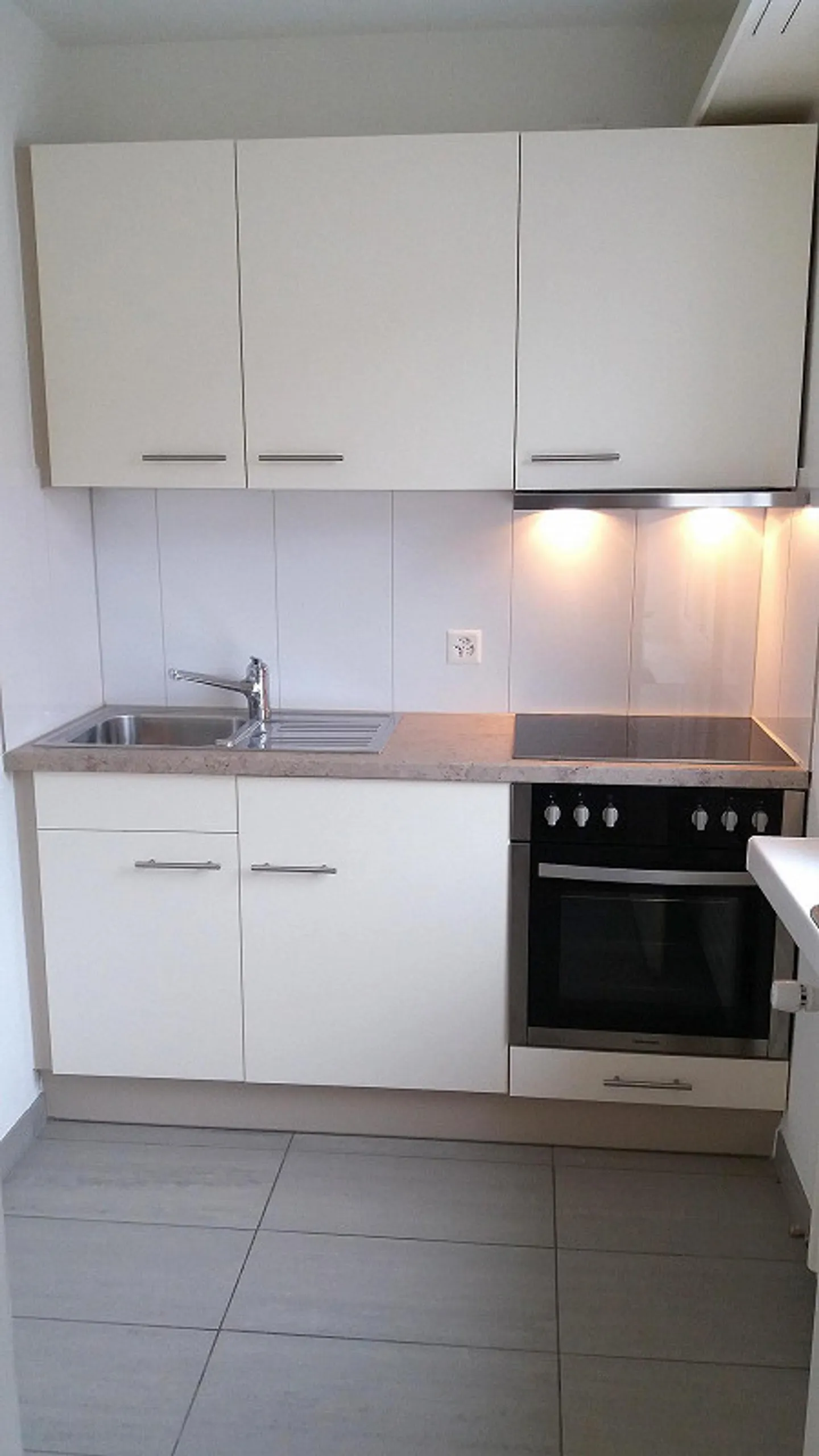 Appartement 1 pièce près de la promenade du Rhin - Photo 3 sur 4