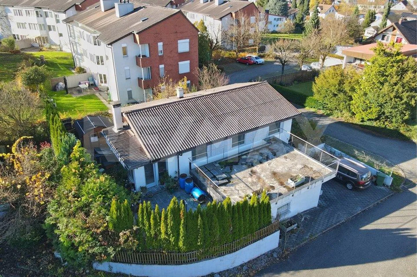 Maison individuelle avec potentiel dans un quartier résidentiel calme - Photo 1 sur 13