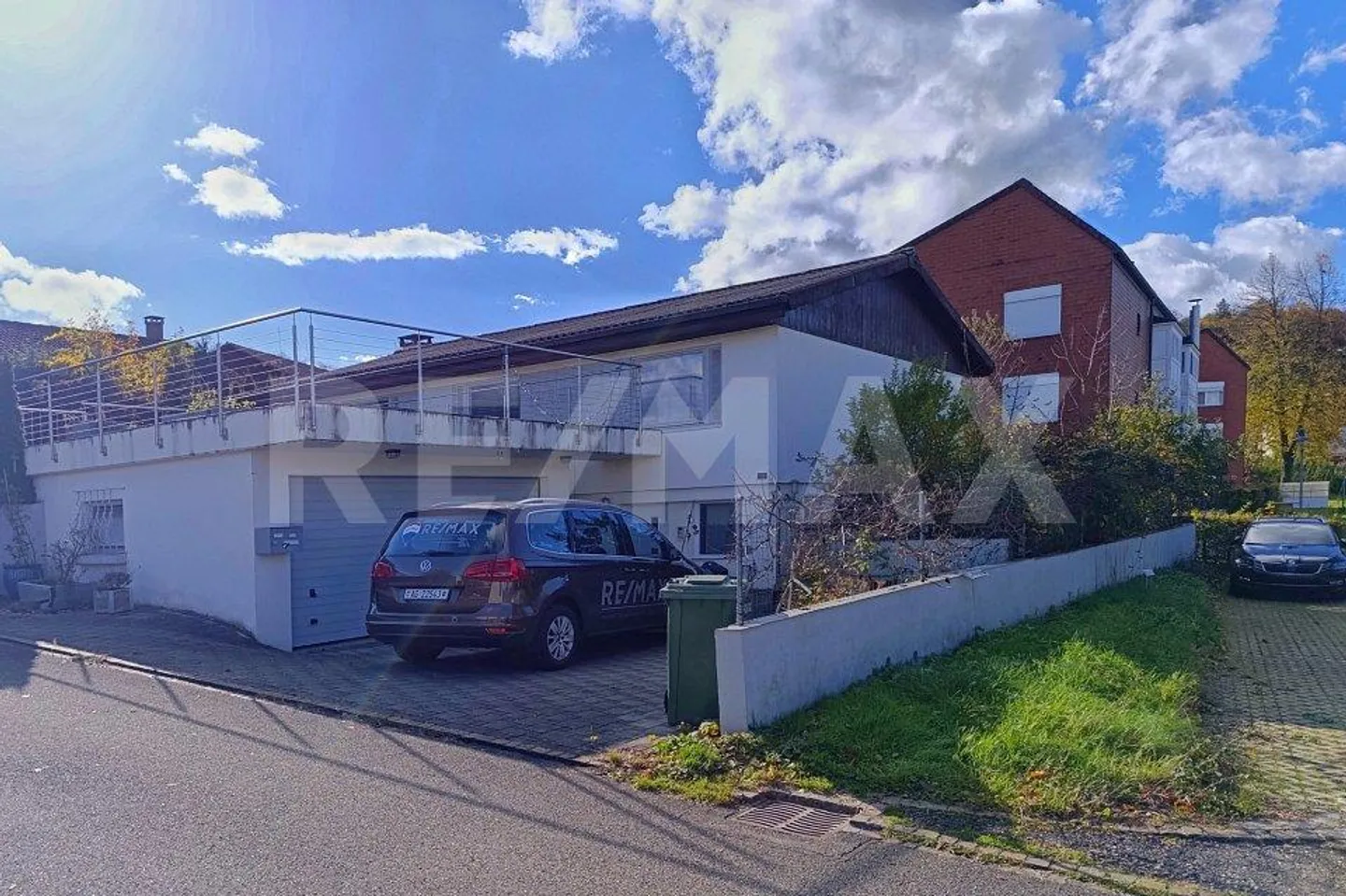 Maison individuelle avec potentiel dans un quartier résidentiel calme - Photo 2 sur 13