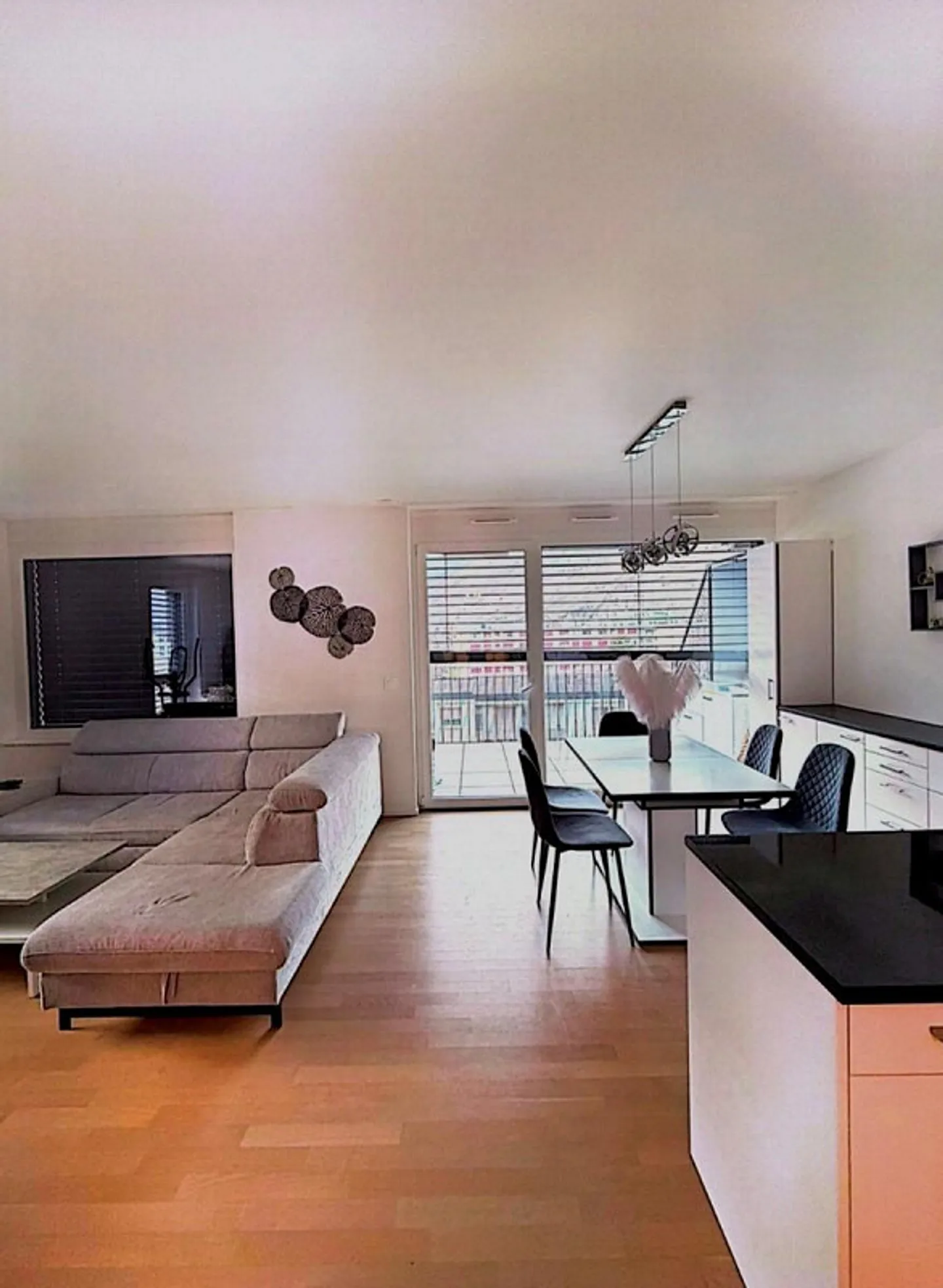 Alloggio luminoso vicino alla stazione - Foto 2 di 6