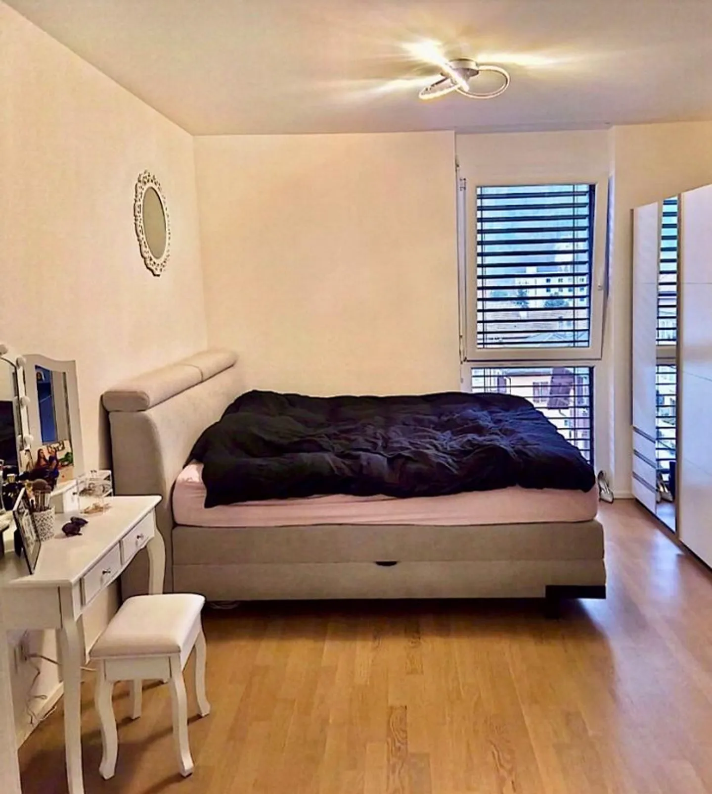 Alloggio luminoso vicino alla stazione - Foto 5 di 6