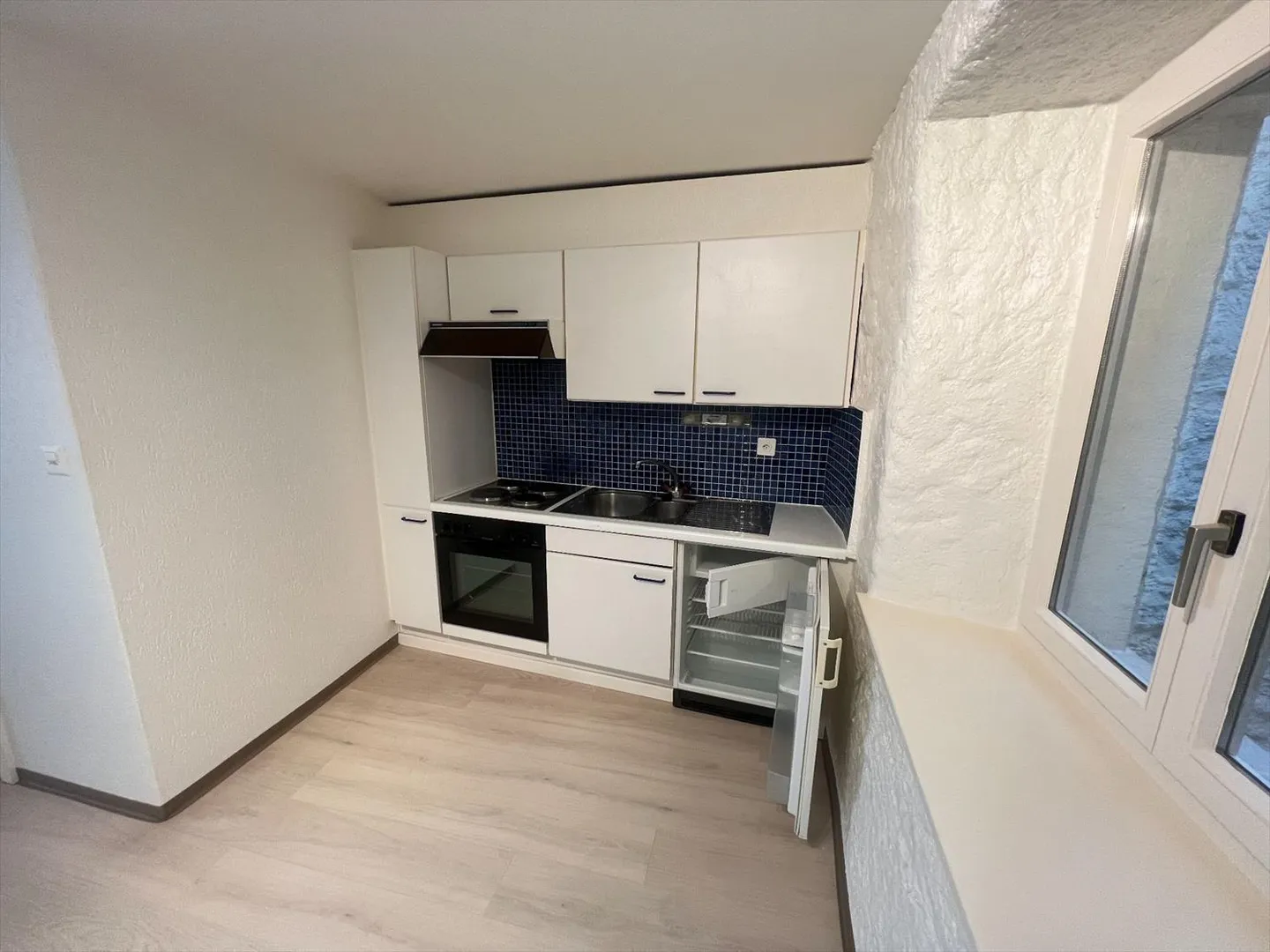 Belle appartement de 2,5 pièces dans la vieille ville au 1er ou 2ème étage - Photo 1 sur 11