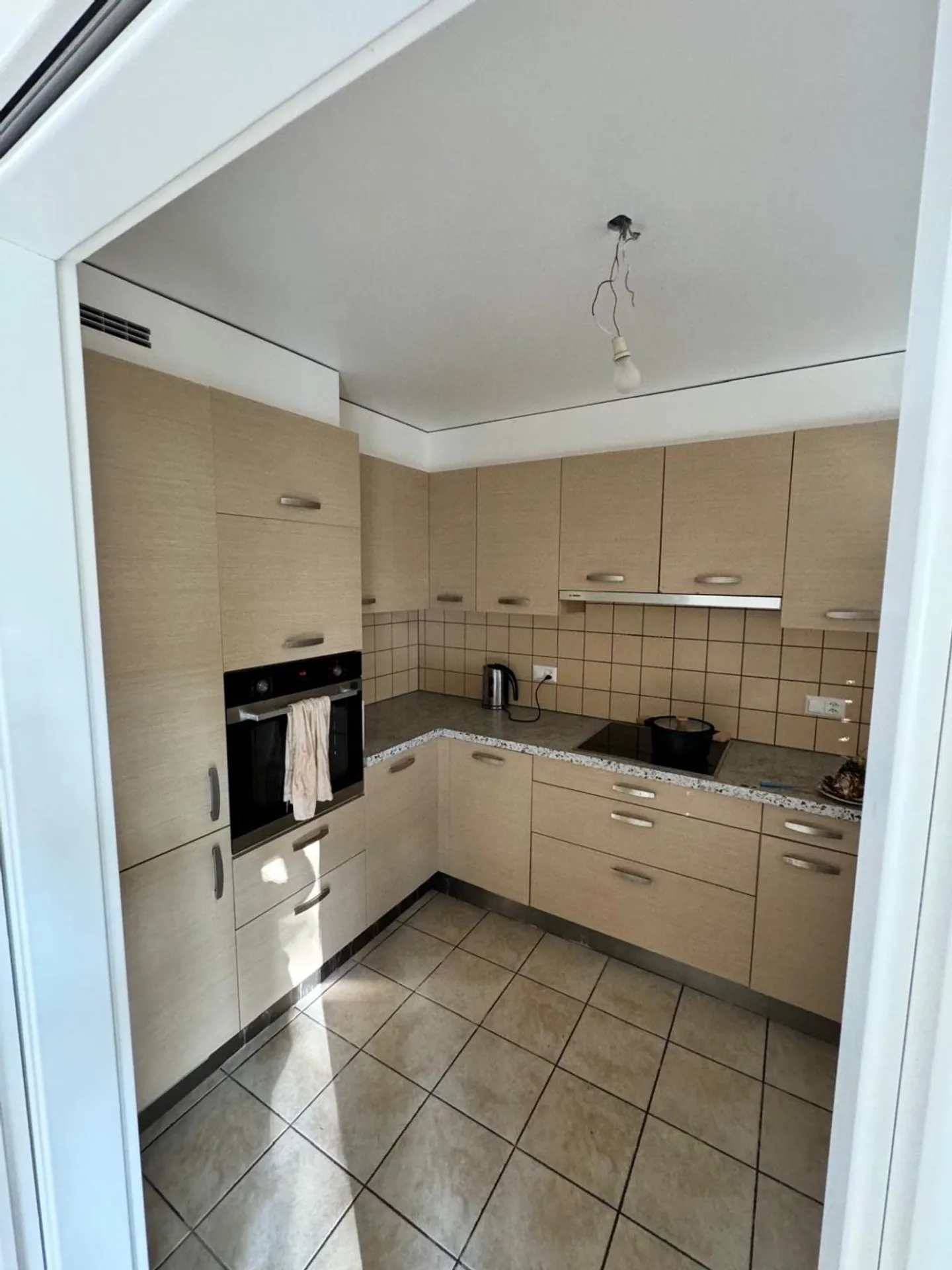 Casa singola in affitto - Foto 5 di 16