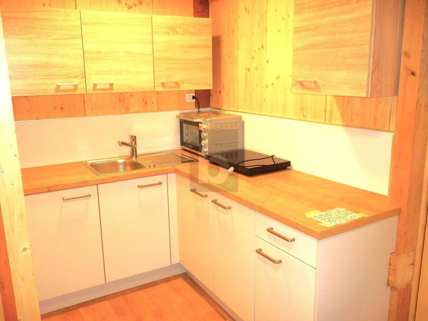 EINZIGARTIG, RUHIG & MÖBLIERT - Foto 2 von 6