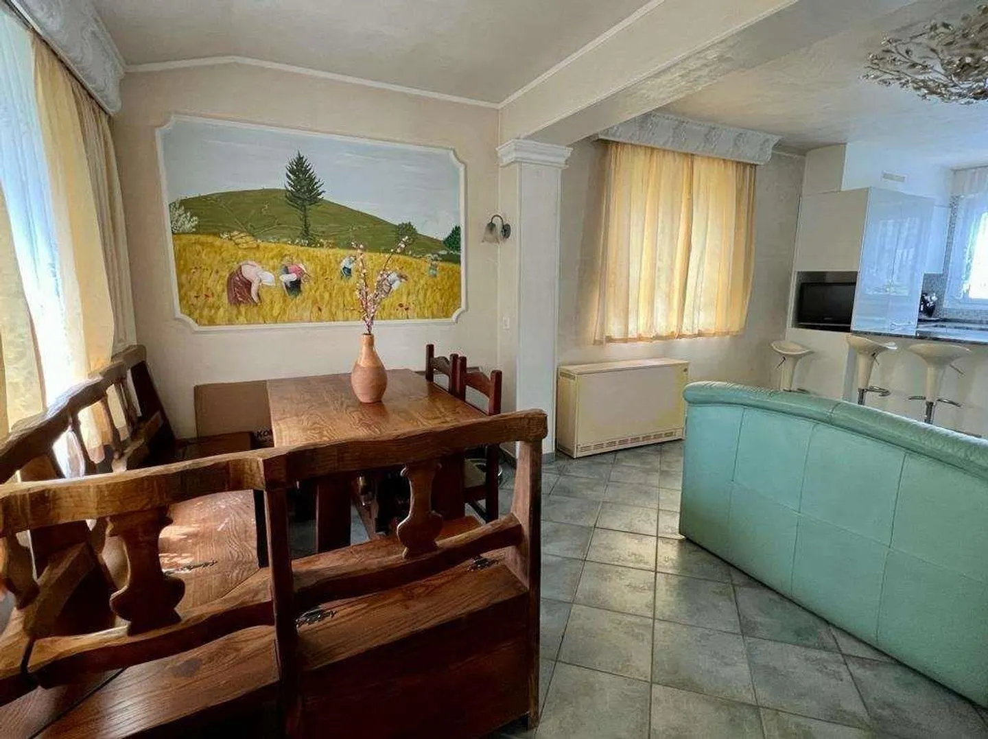 SINGLE VILLA WITH GARDEN TO RENOVATE - Photo 6 of 12