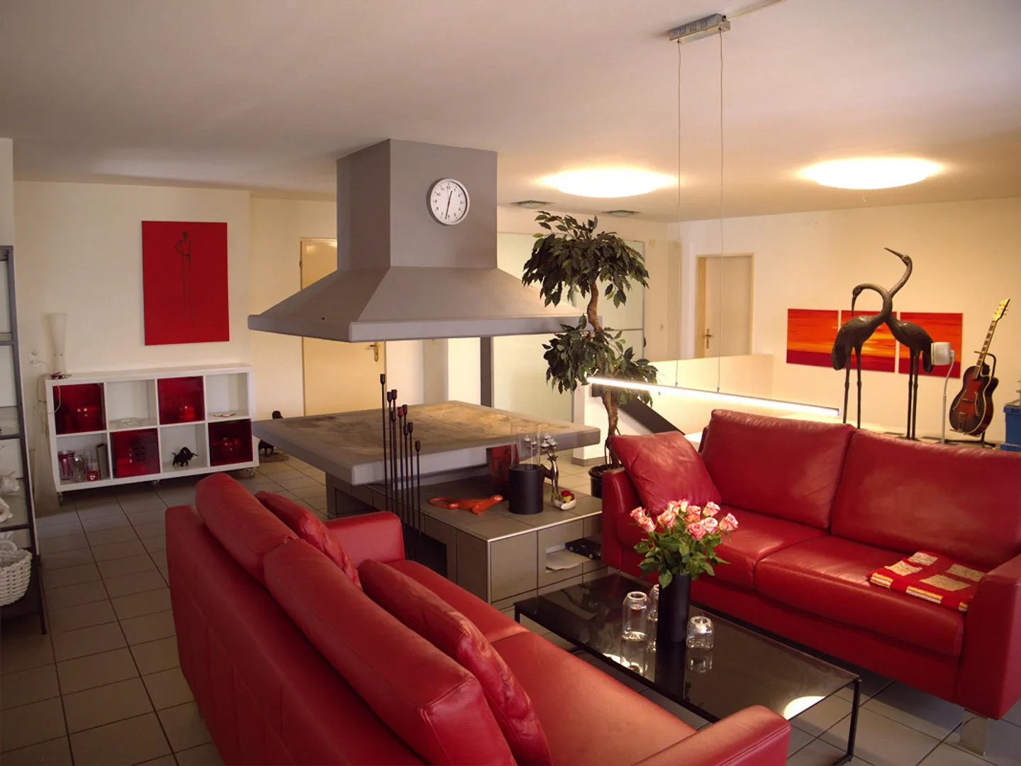 7 1/2 Zimmer Einfamilienhaus mit viel Ausbaupotenzial - Foto 2 di 5
