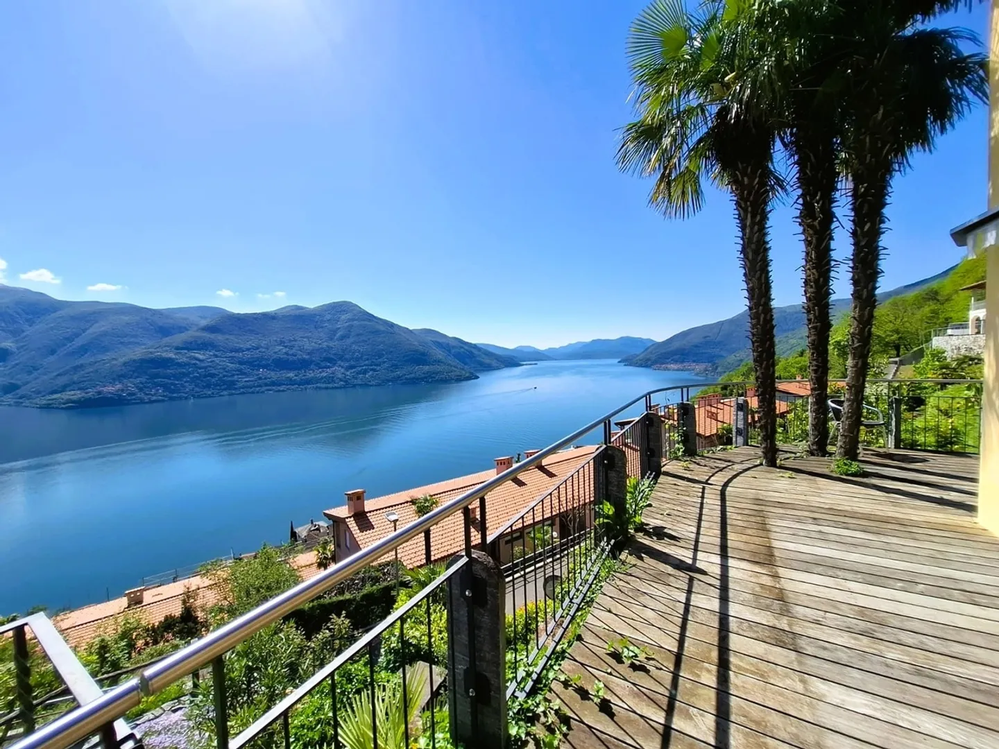 «3.5-Zimmer Haus - Wohnoase mit Panoramablick auf den Lago MaggioreCasa da sogno con vista lago a Brissago – perfetta come residenza o casa vacanza» - Foto 2 von 13
