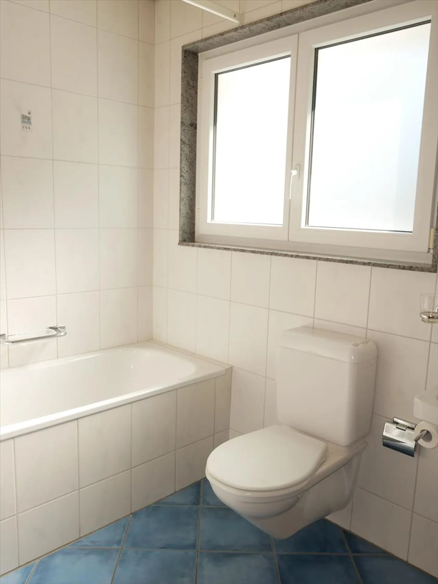 2.5 Room Apartment - Photo 3 of 11