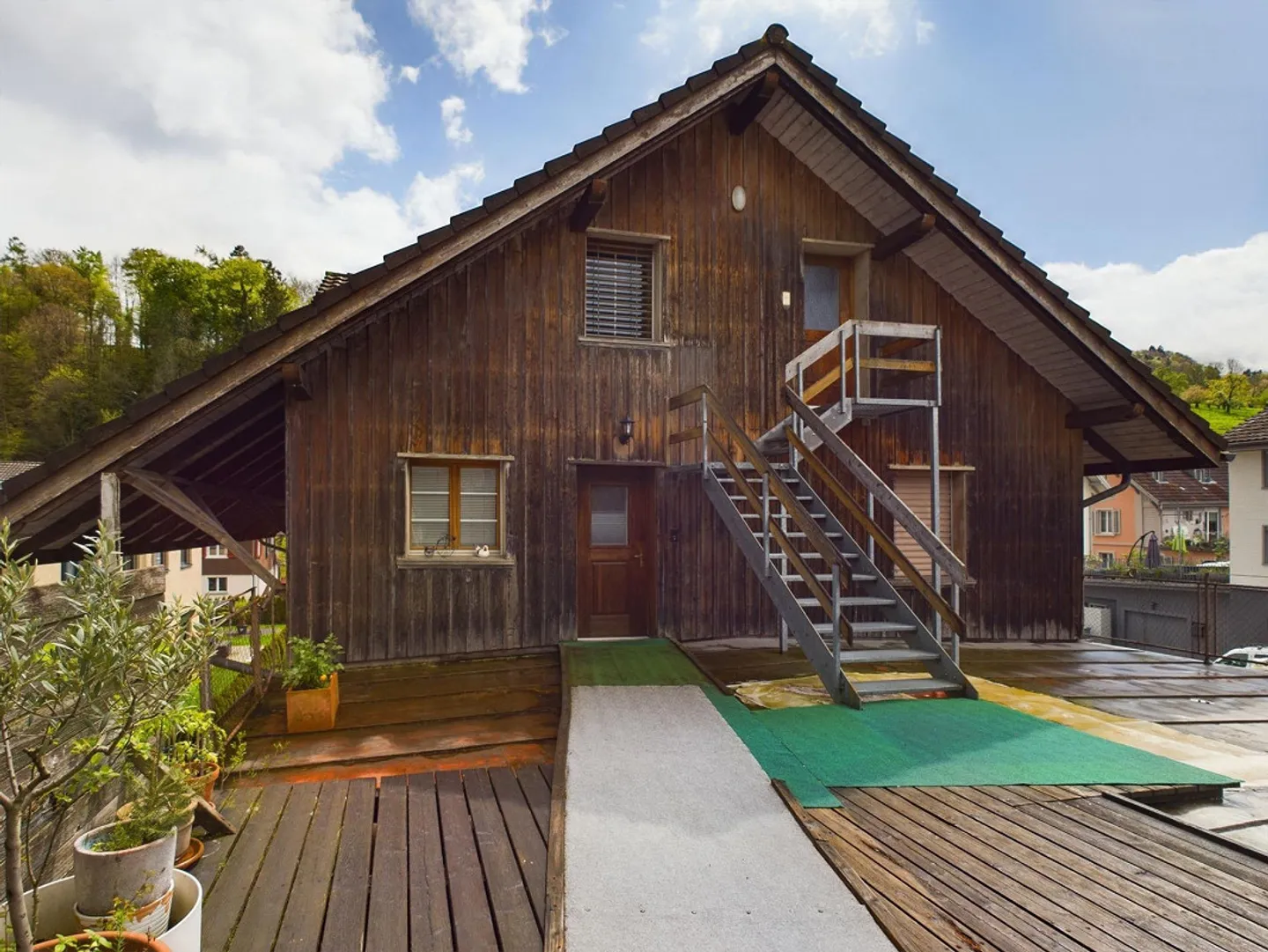 Cozy 3.5-room attic apartment in the best location in Rheineck - Photo 1 of 10