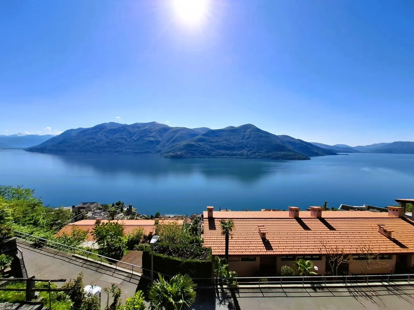 «3.5-Zimmer Haus - Wohnoase mit Panoramablick auf den Lago MaggioreCasa da sogno con vista lago a Brissago – perfetta come residenza o casa vacanza» - Foto 9 von 13
