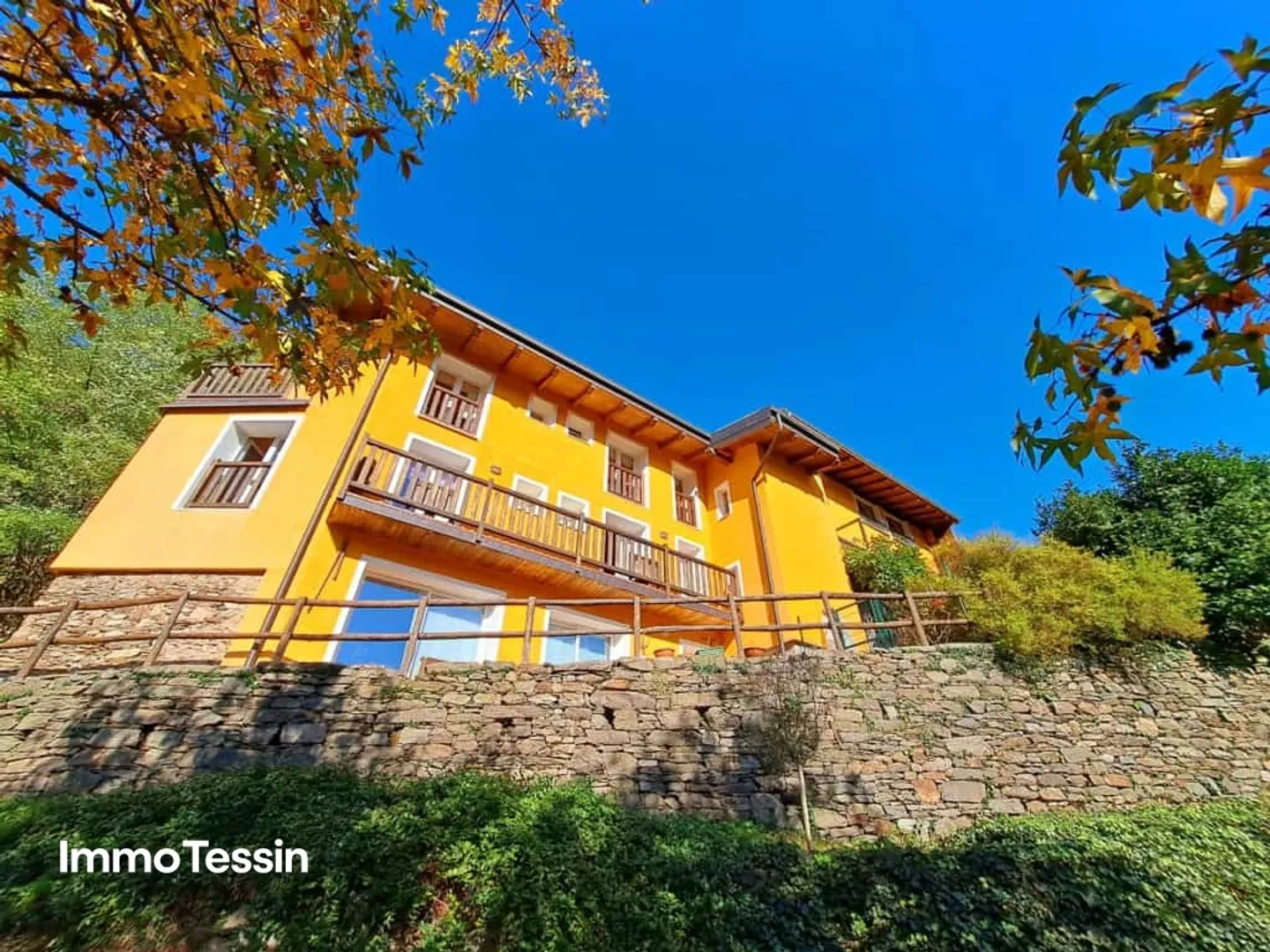 OPPORTUNITÀ: Hotel, B&B e appartamenti per le vacanze, vicino al Lago Maggiore e al Lago di Lugano, in una bellissima posizione nella natura - Foto 1 di 13