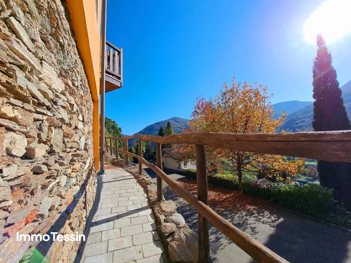 OPPORTUNITÀ: Hotel, B&B e appartamenti per le vacanze, vicino al Lago Maggiore e al Lago di Lugano, in una bellissima posizione nella natura - Foto 5 di 13