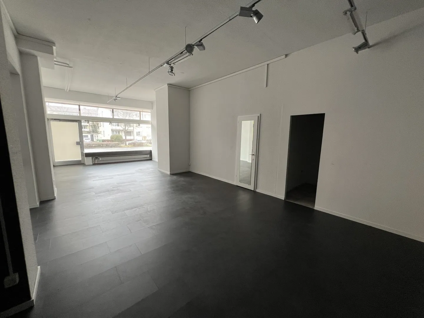 Gewerbefläche in Zürich - Foto 3 von 11