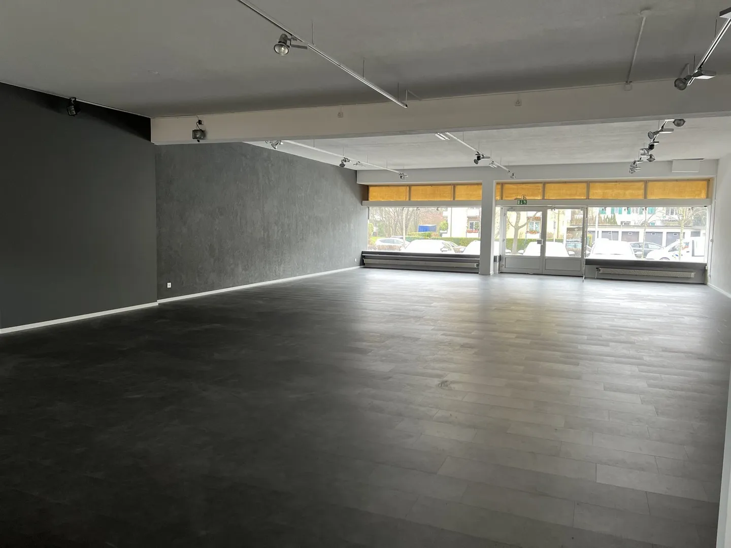 Gewerbefläche in Zürich - Foto 2 von 11