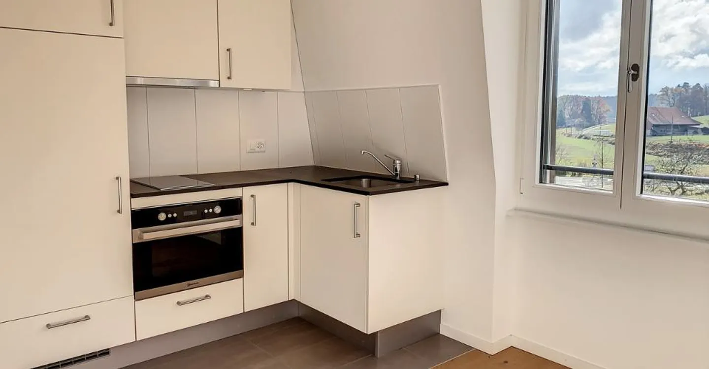 2 ROOMS - In a quiet area! - Photo 1 of 10