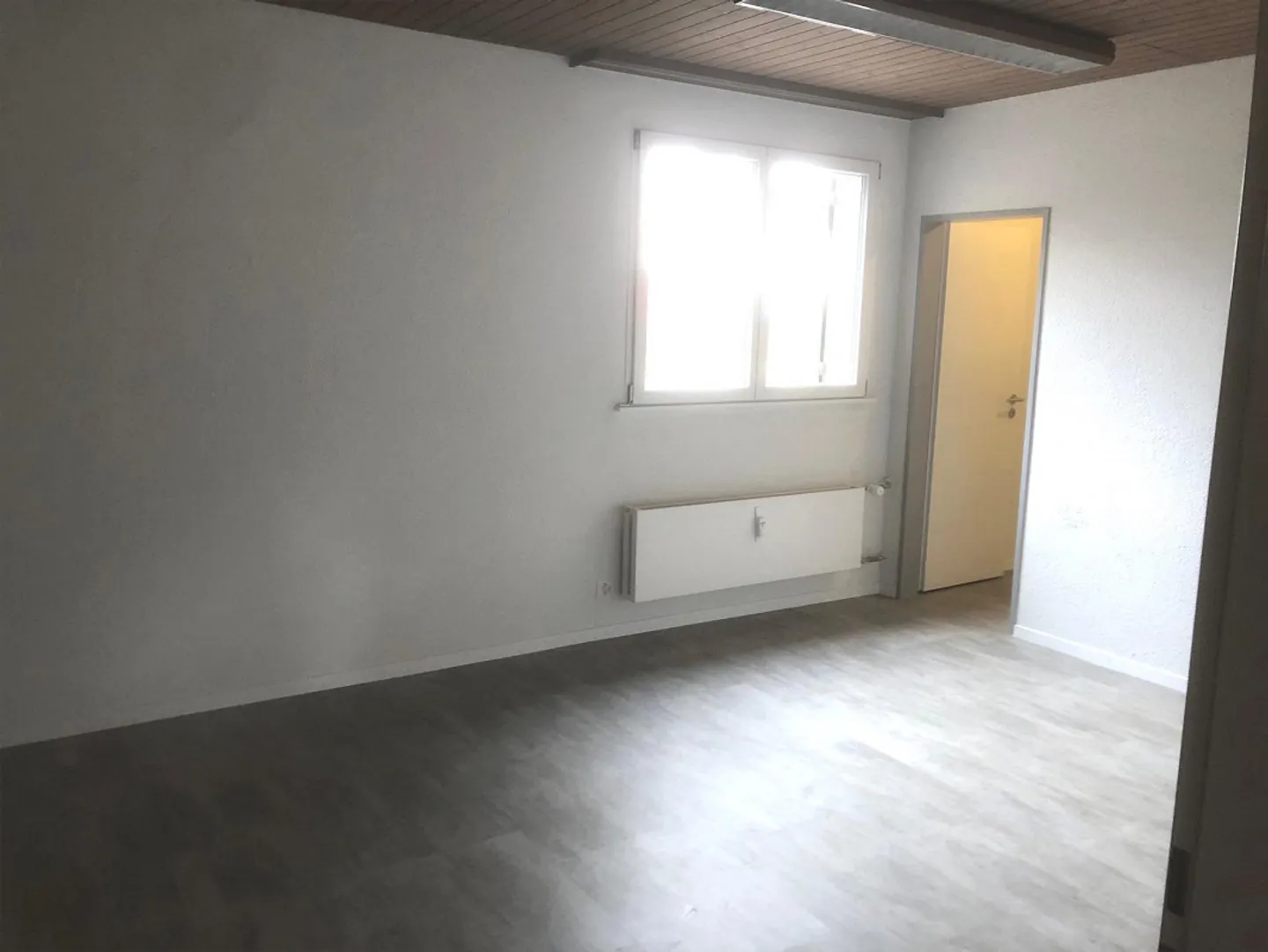Bellissimo appartamento di 2½ locali in posizione centrale a Eschenz - Foto 7 di 8