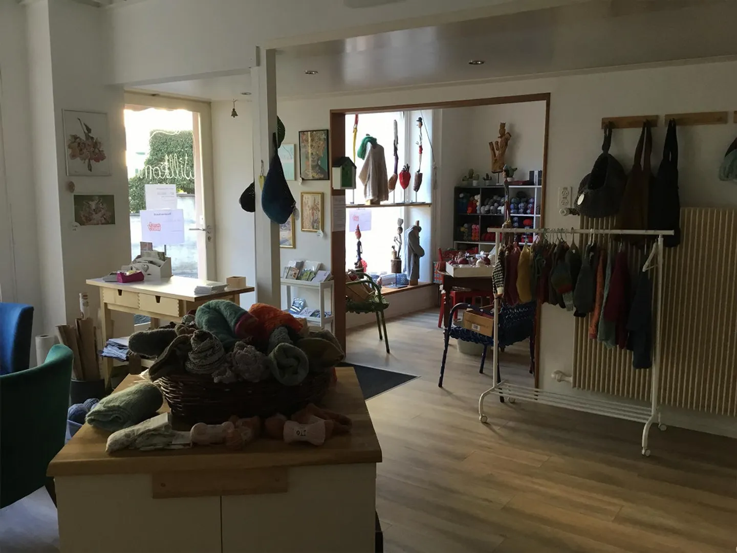 Retail space with office - Photo 3 of 9