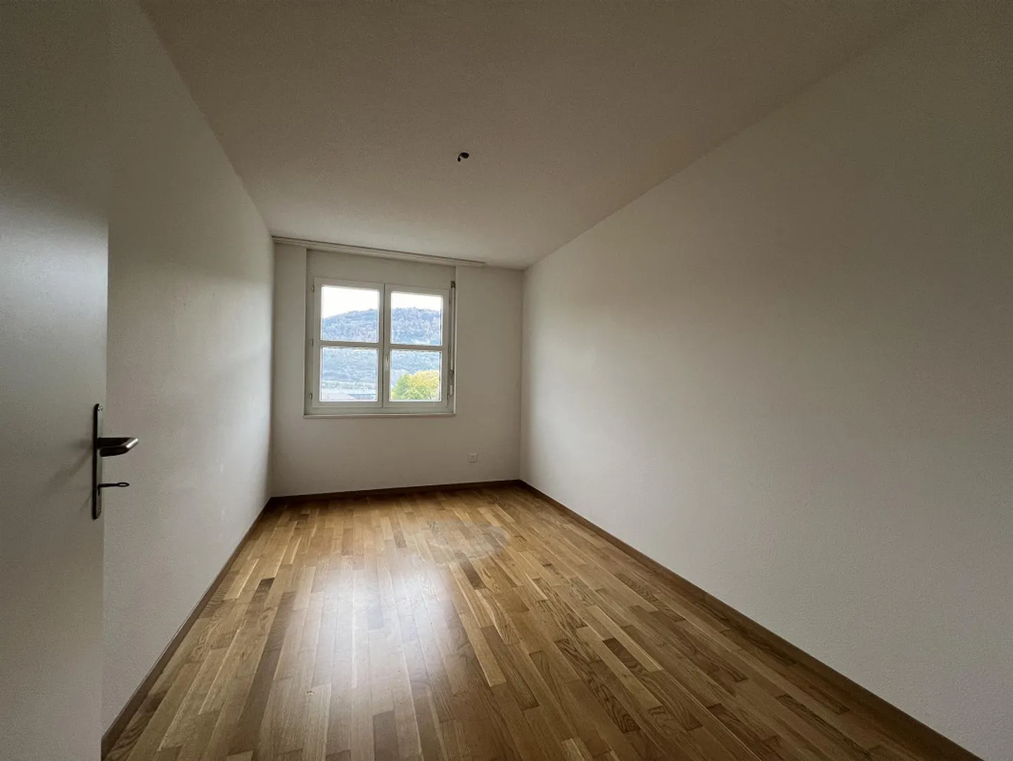 Helle 4.5-Zimmerwohnung / App. 4.5 pièce lumineux - Foto 9 von 10