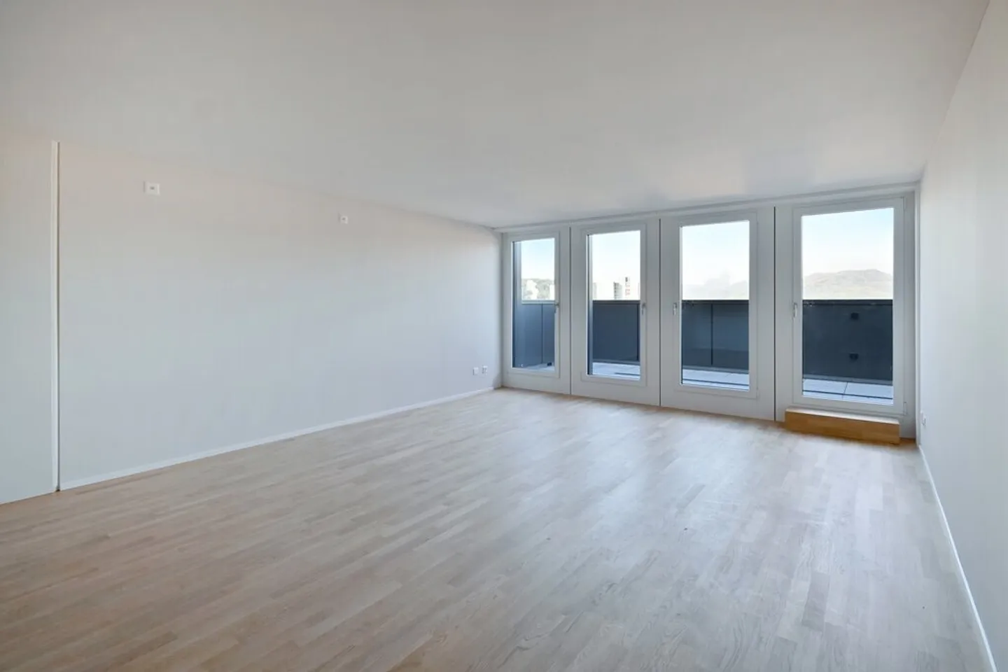 Appartement moderne avec vue ! - Photo 3 sur 7