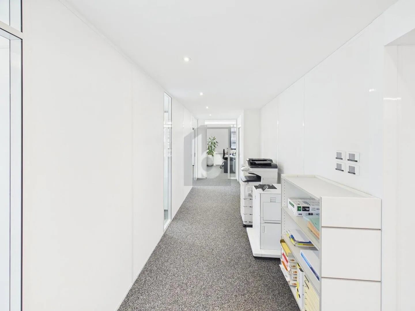 CENTRAL AND SPACIOUS - Photo 5 of 6