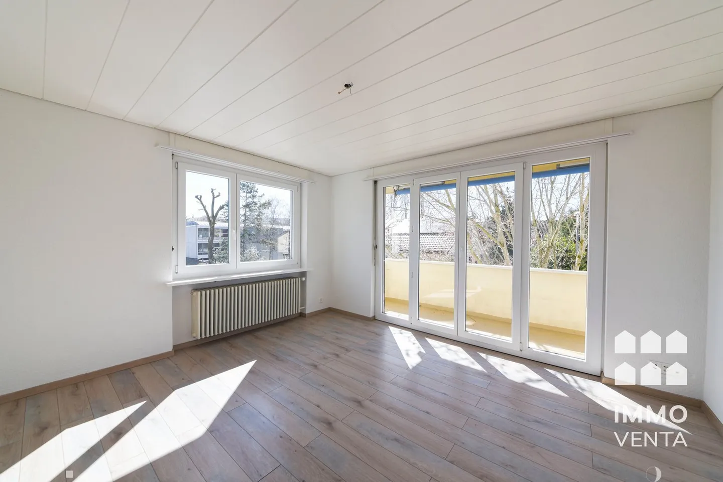 Charmante Wohnung mit Balkon - Foto 1 von 12