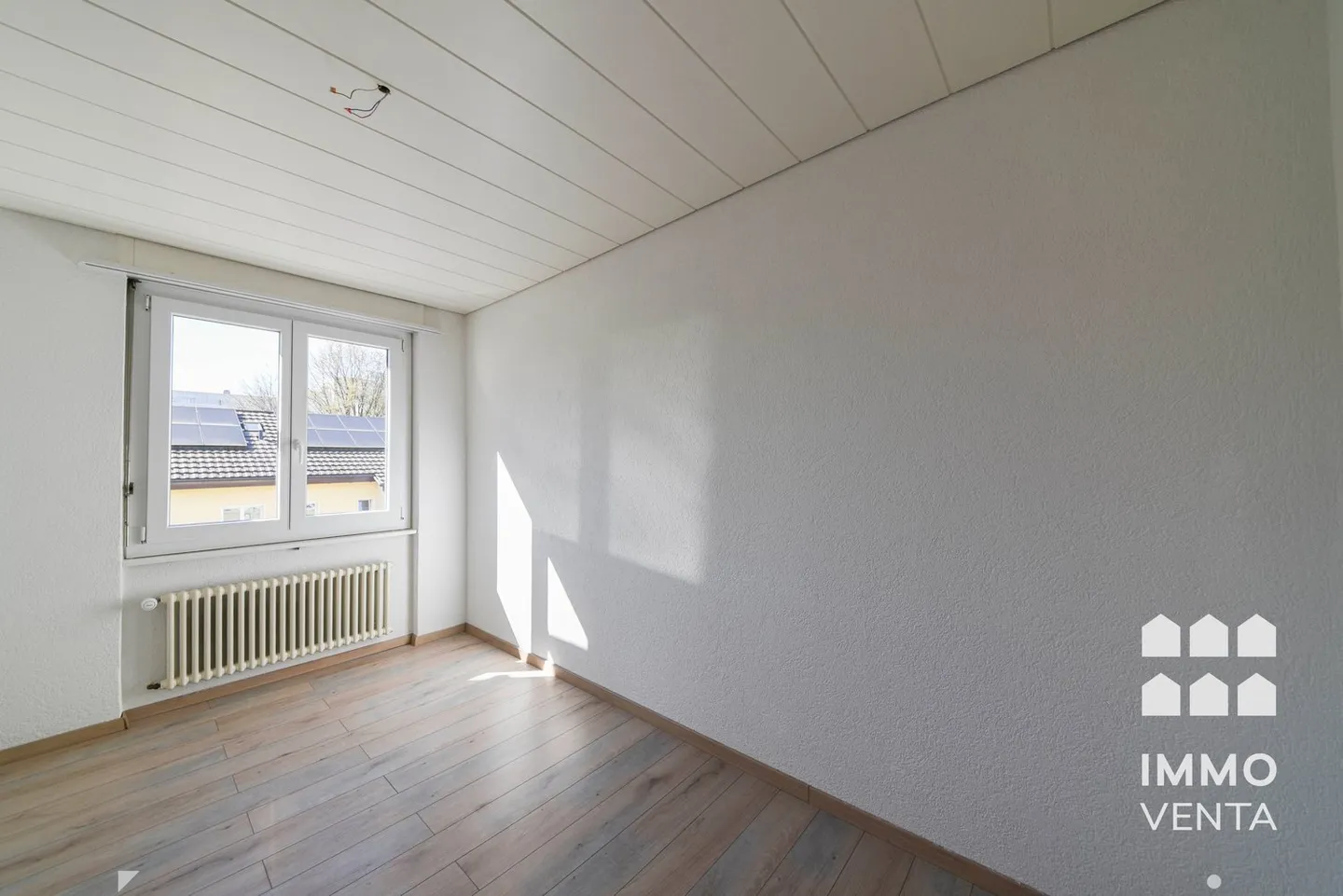 Charmante Wohnung mit Balkon - Foto 4 von 12