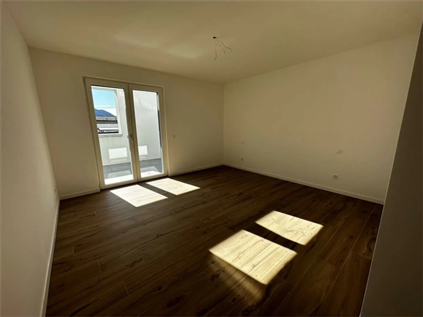 Casa principale luminosa con giardino privato - Foto 10 di 20