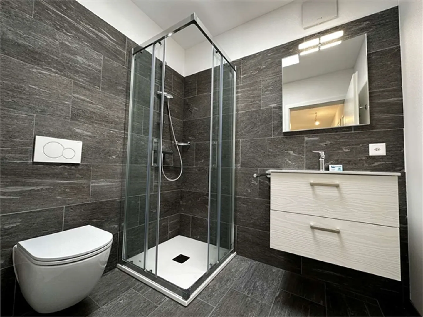 Casa principale luminosa con giardino privato - Foto 14 di 20