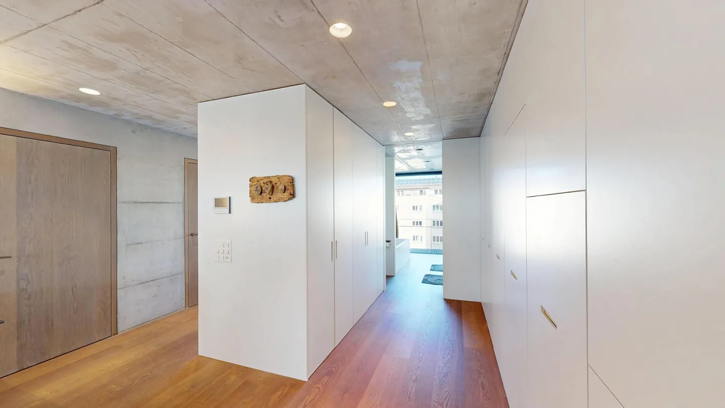 Exclusive architect apartment above the rooftops of Basel with panoramic view of the Rhine - Photo 9 of 14