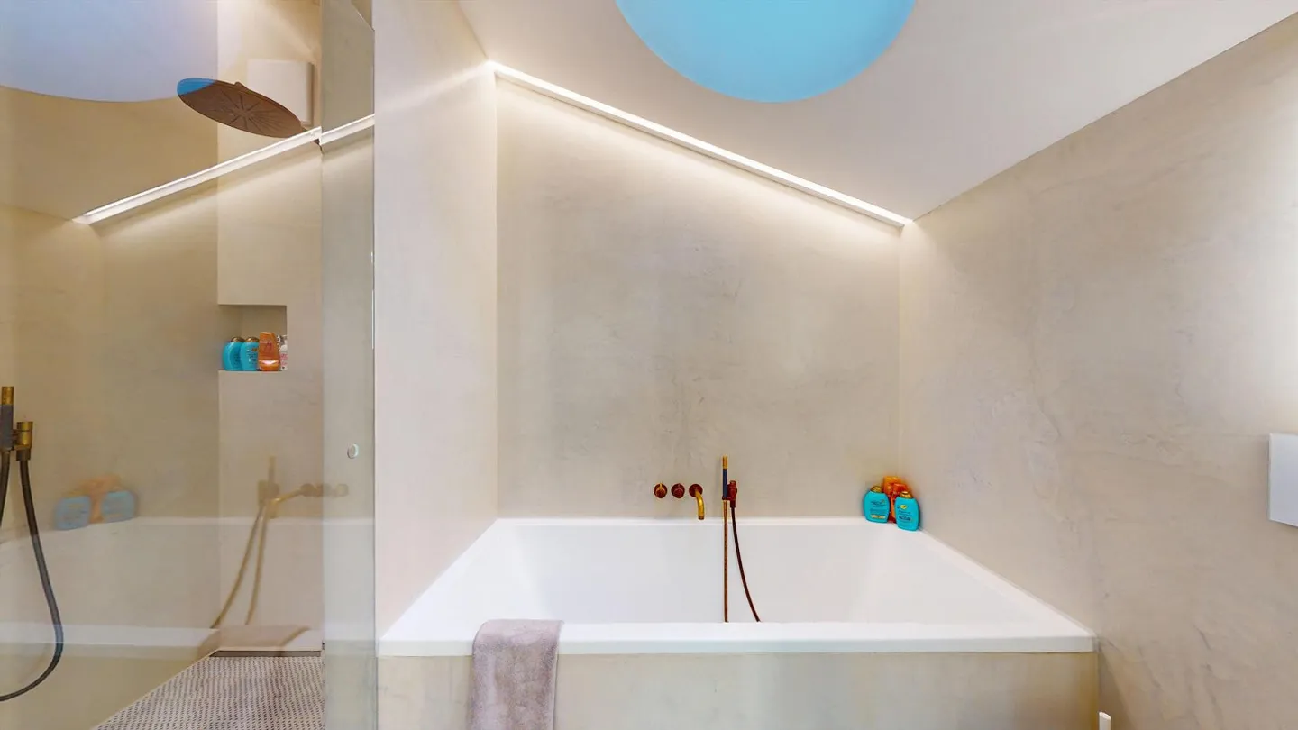 Exclusive architect apartment above the rooftops of Basel with panoramic view of the Rhine - Photo 7 of 14