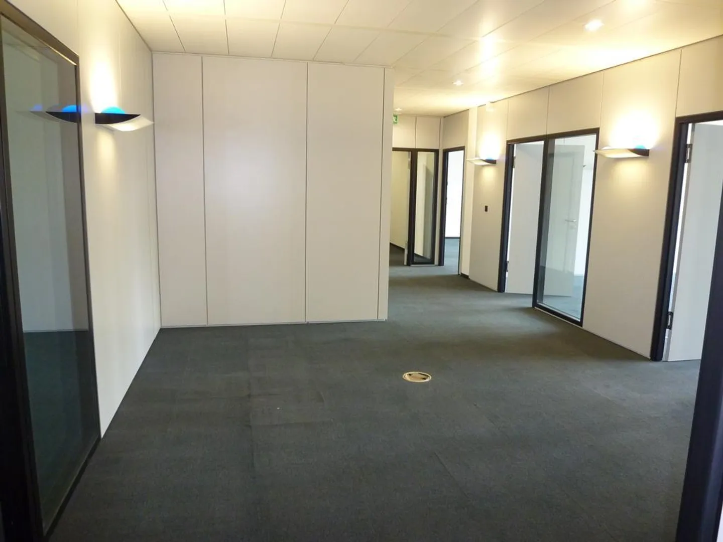 Locali temporanei in affitto - Foto 3 di 4