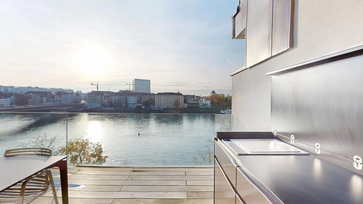 Exclusive architect apartment above the rooftops of Basel with panoramic view of the Rhine - Photo 14 of 14