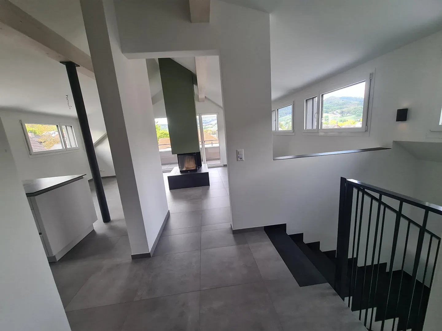 Moderne Maisonette mit Balkon - Foto 7 von 13