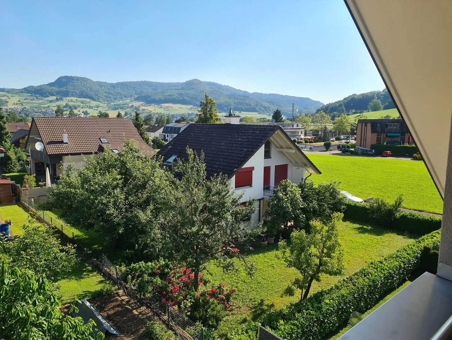 Moderne Maisonette mit Balkon - Foto 11 von 13