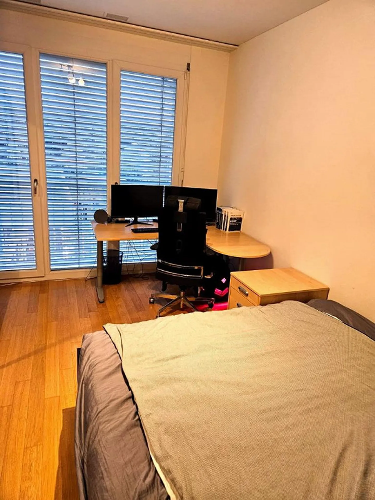 Attractive 2.0-room apartment on the 3rd floor in Zurich District 5 - Photo 7 of 7