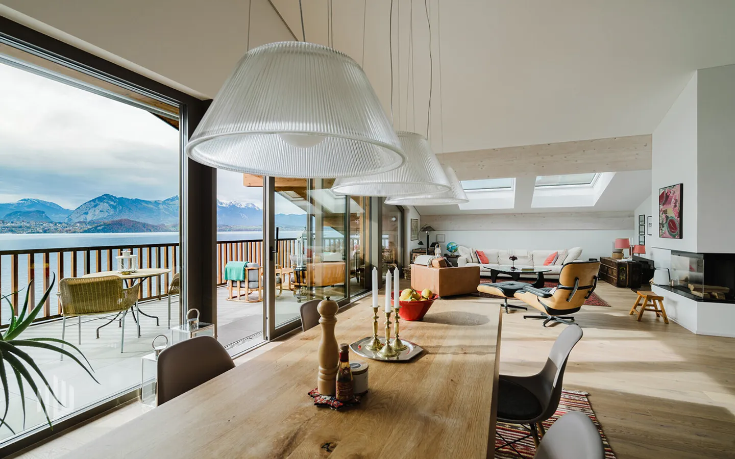 ImmoWyss - Attico esclusivo in 'Lake Spirit' sopra il lago di Thun - Foto 4 di 10