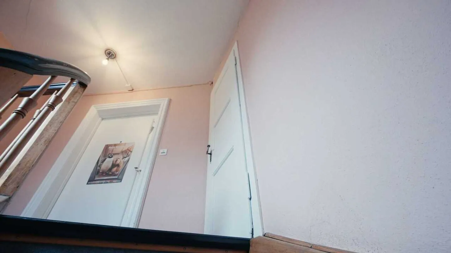 Multi-family house in Zurich-Hottingen with significant potential - Photo 10 of 13