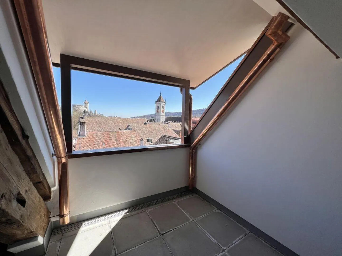 Vista affascinante Prima locazione di un nuovo appartamento di 4,5 stanze in città - Foto 1 di 9