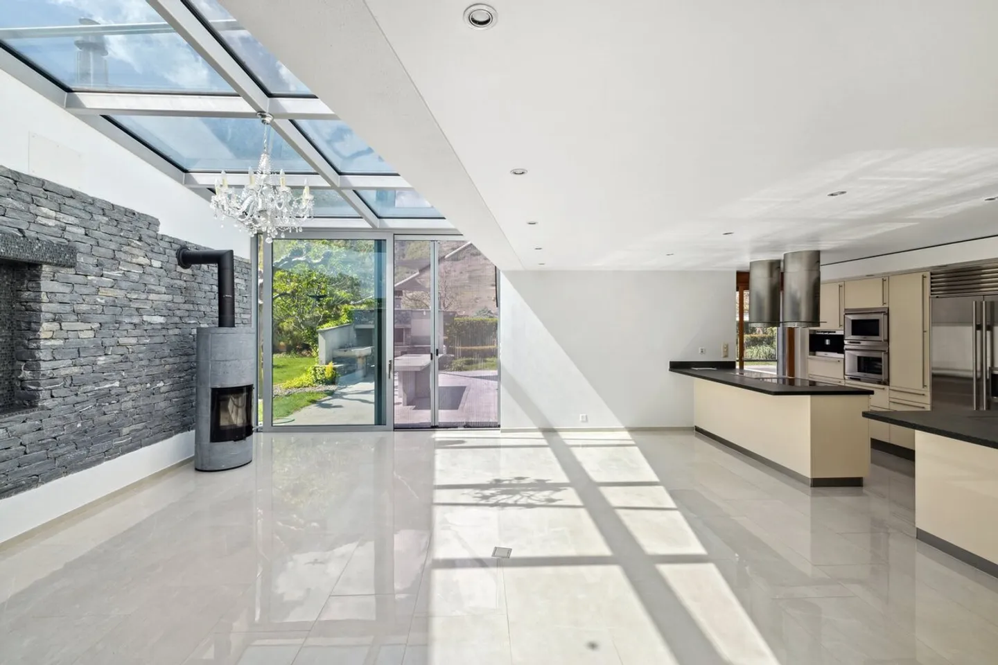 Exklusive Villa mit Pool - Foto 4 von 14