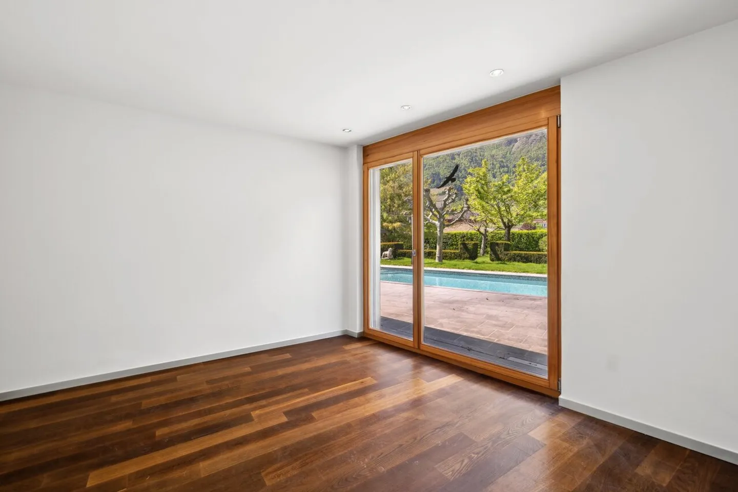 Exklusive Villa mit Pool - Foto 8 von 14