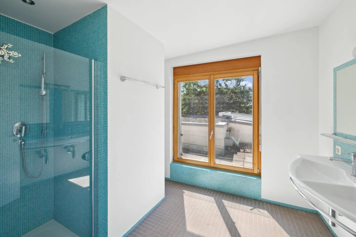 Exklusive Villa mit Pool - Foto 10 von 14