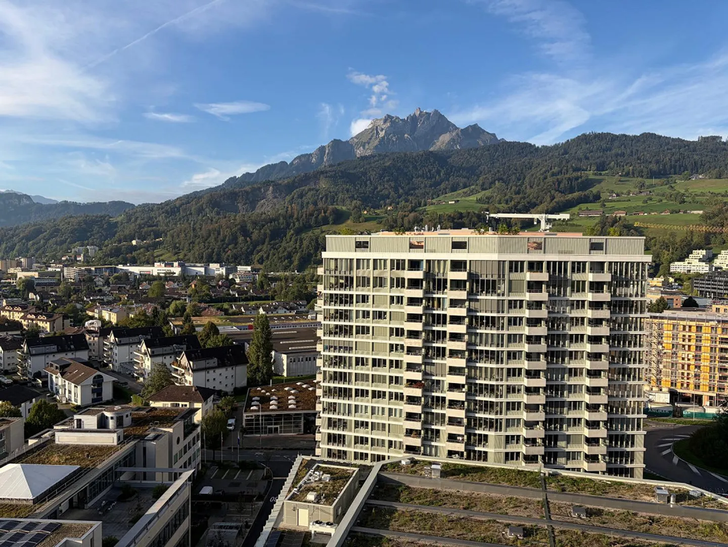 Luxuswohnung im Pilatus Tower - Foto 3 von 15