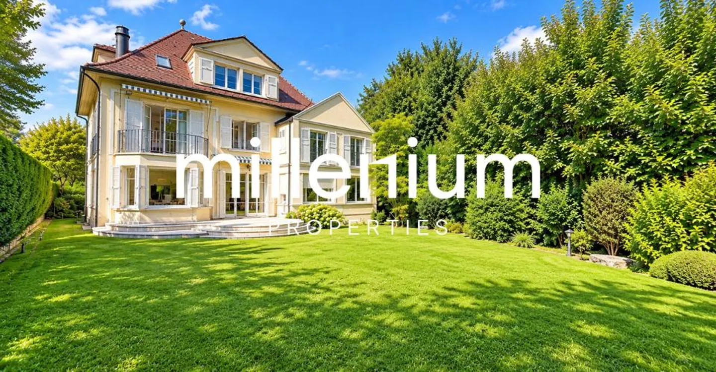 Characterful Master Villa in the Heart of a Green Setting in Nyon - Photo 1 of 10