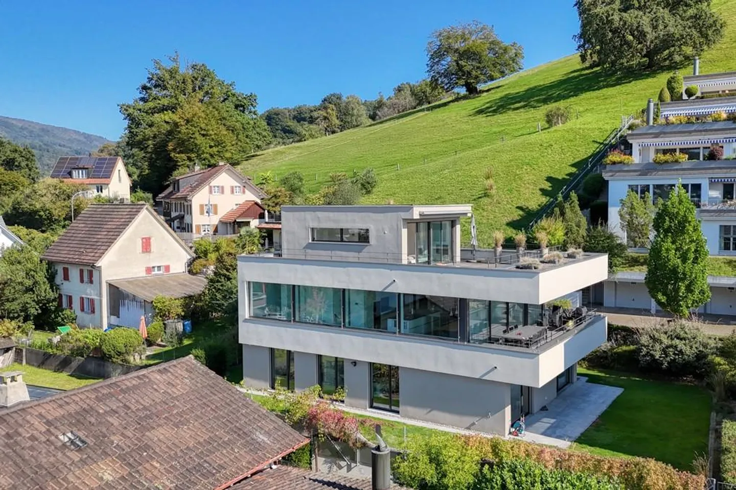 Lusso, vista panoramica e meraviglie di spazio? La tua residenza da sogno in una posizione privilegiata - Foto 25 di 25